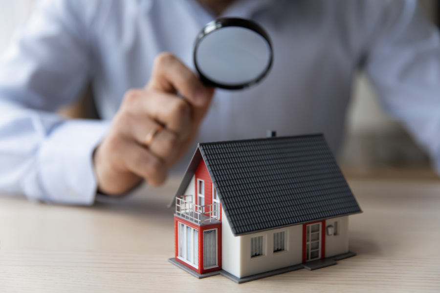 O que é a habitação com custos controlados?